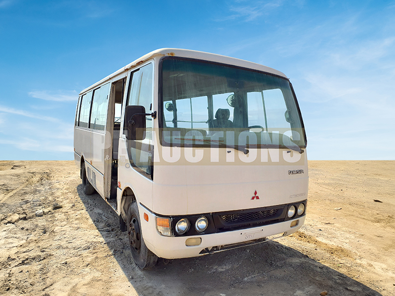 2003 ميتسوبيشي ROSA-cover-image