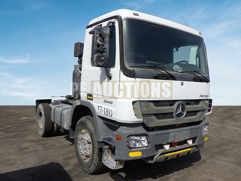 2015 Mercedes Benz ACTROS 2040-cover-image