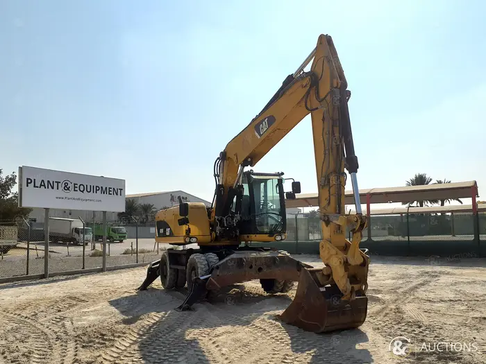 2013 Caterpillar M318D-cover-image