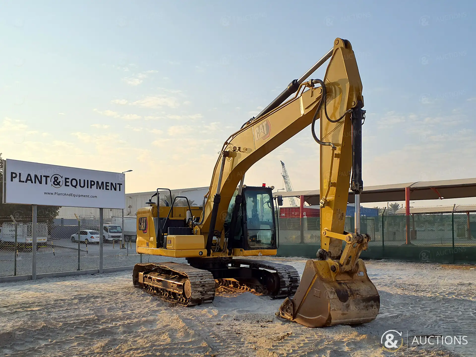 Image for TRACKED EXCAVATORS 2021 Caterpillar 320
