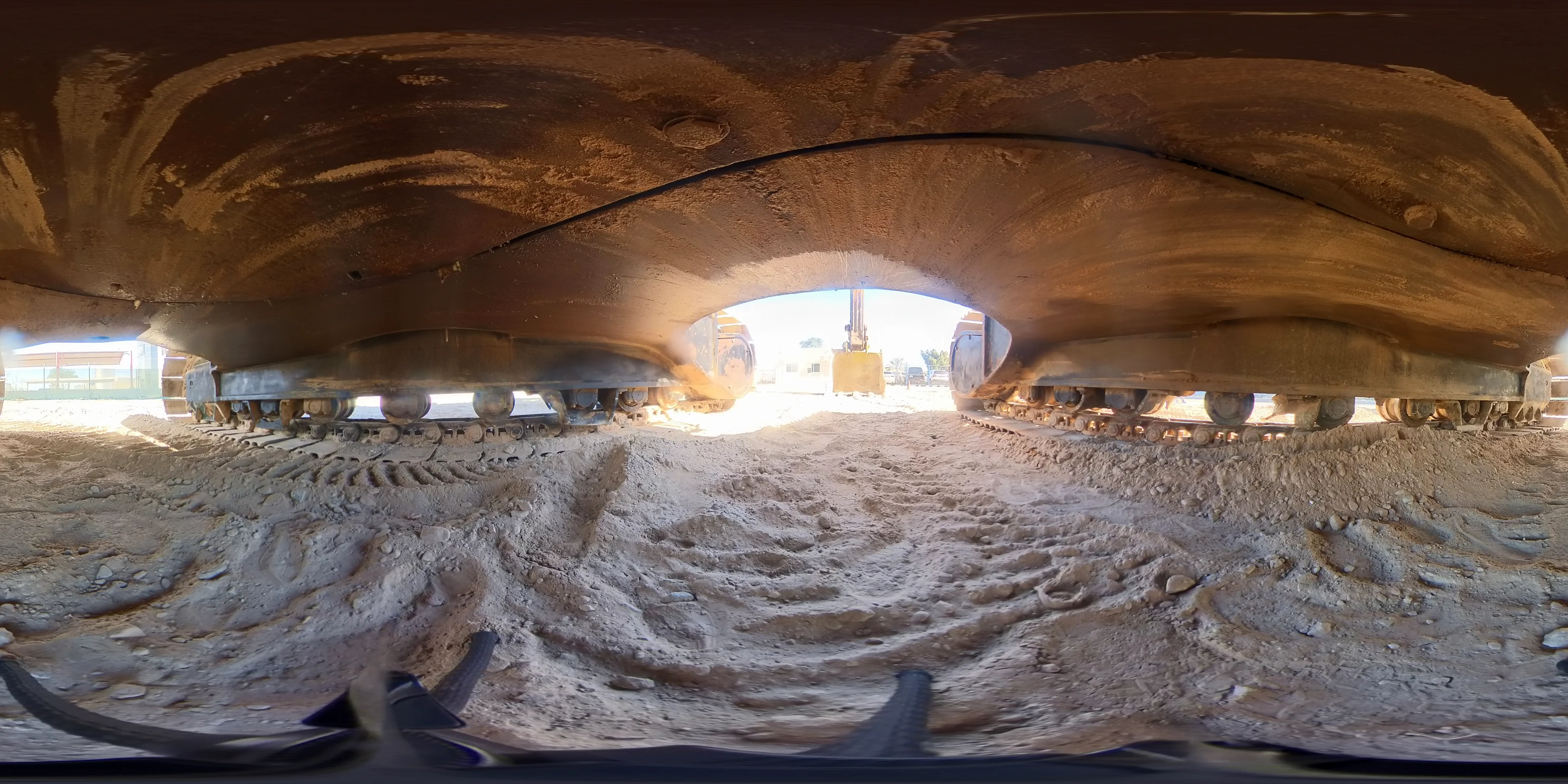 2017 كوماتسو PC400LC-8R-46812038