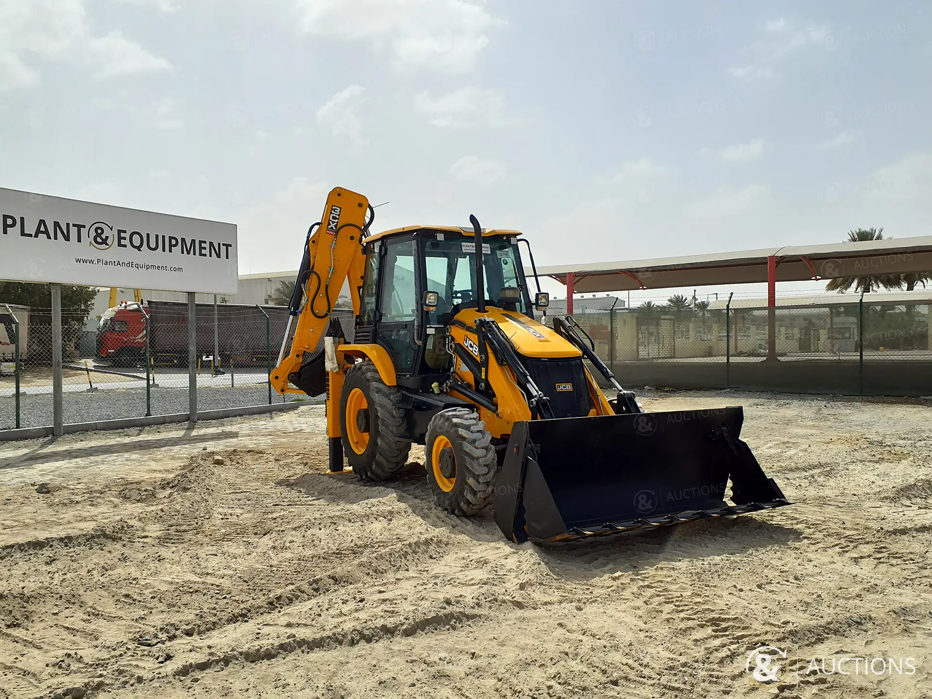 صورة ل معدات البناء 2025 جيه سي بي 3CX PRO (للتصدير فقط)