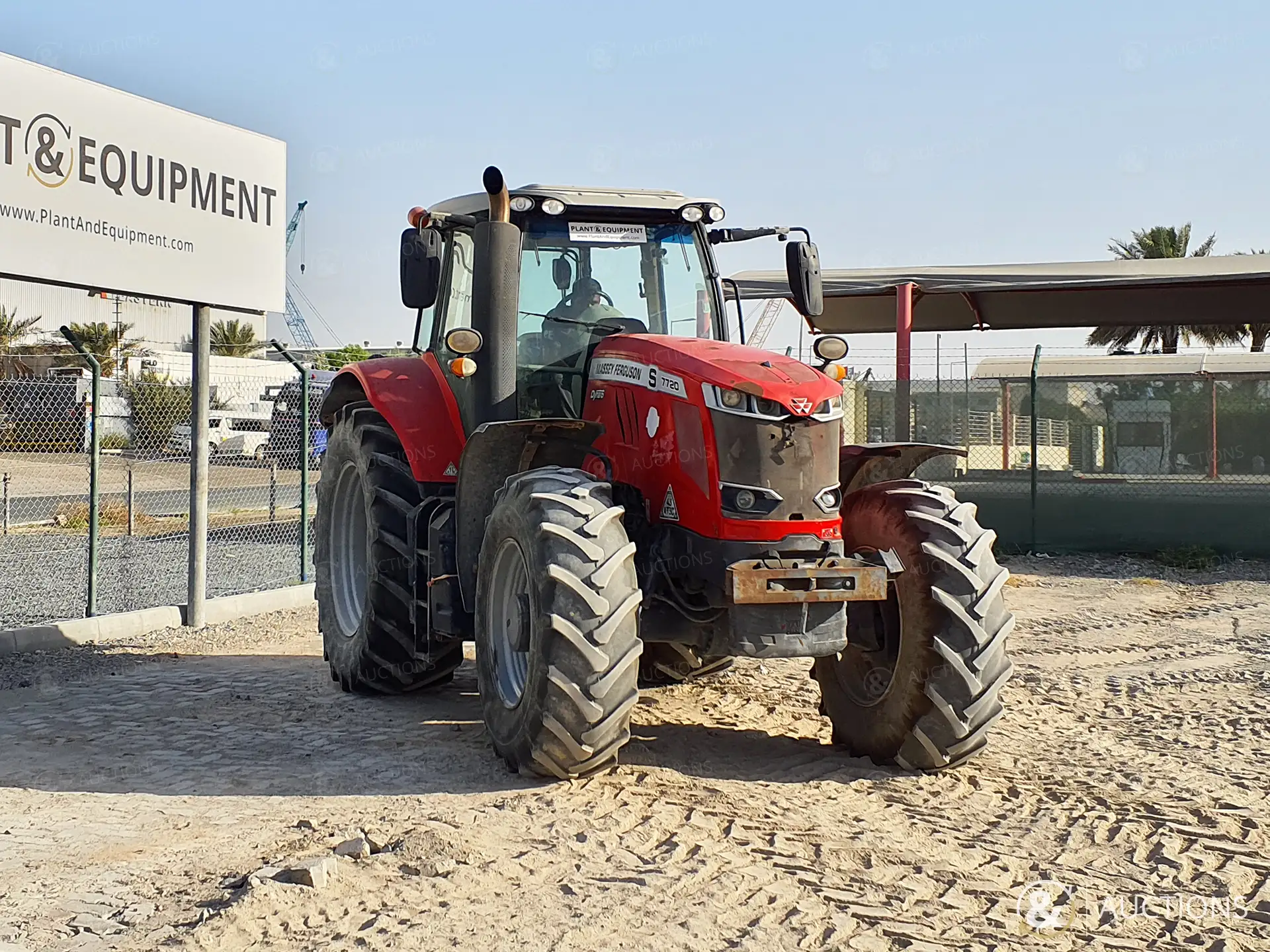صورة ل 2015 ماسي فيرغسون MF7720