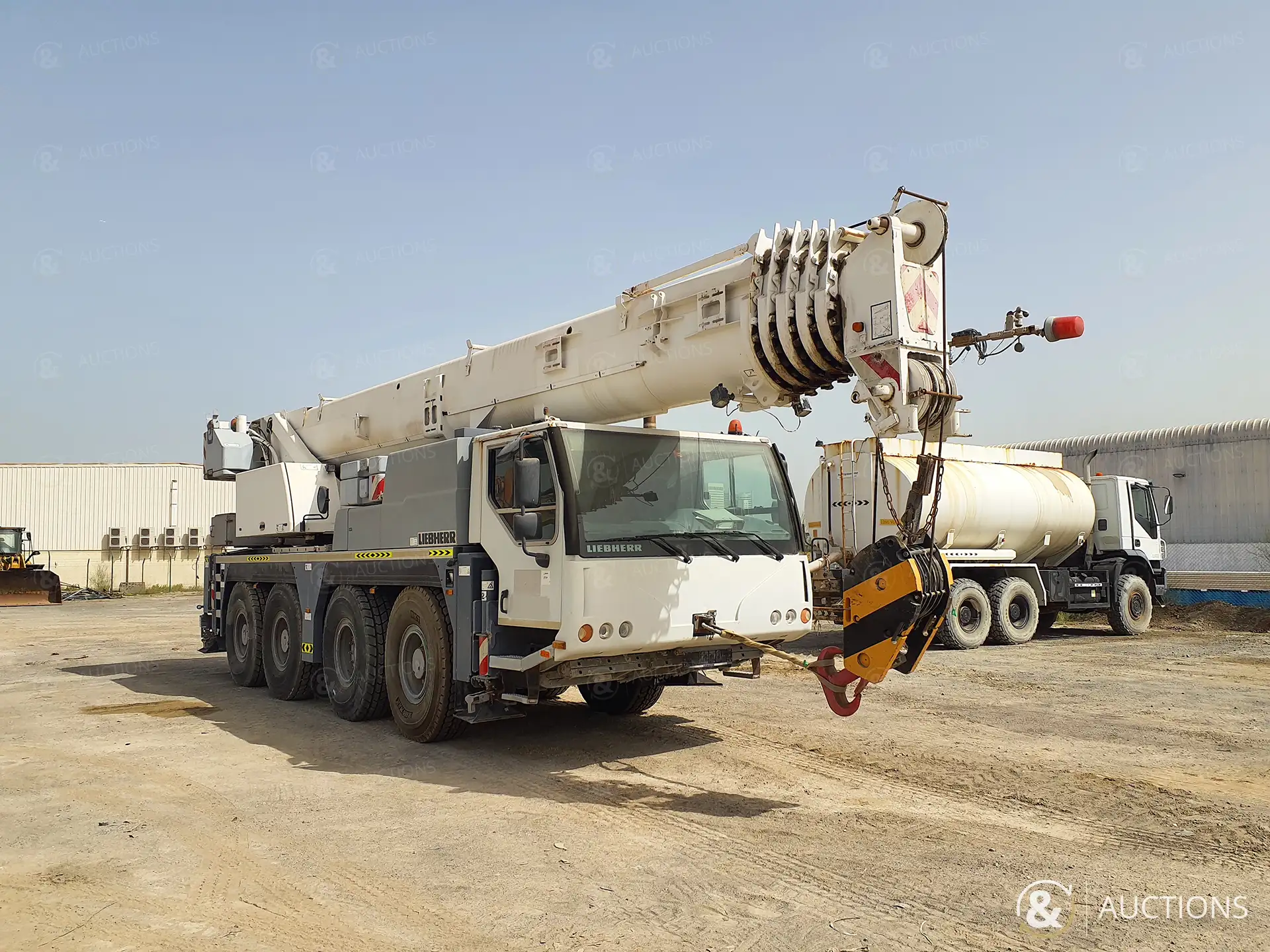 صورة ل 2012 ليبهير LTM 1070-4.2 للبيع في الإمارات العربيّة المتّحدة