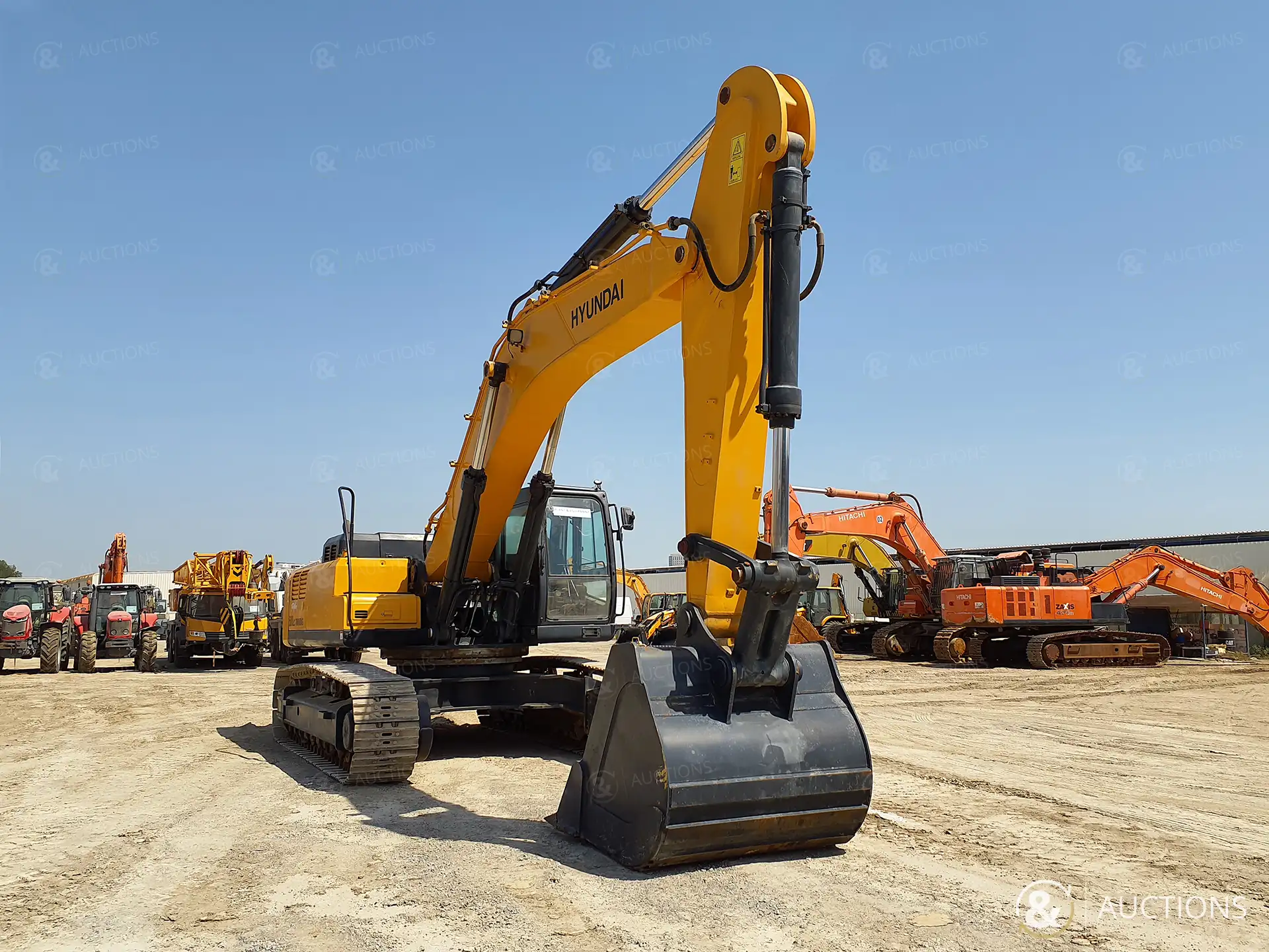 صورة ل حفارات مجنزرة 2017 هيونداي Robex 500LC-7