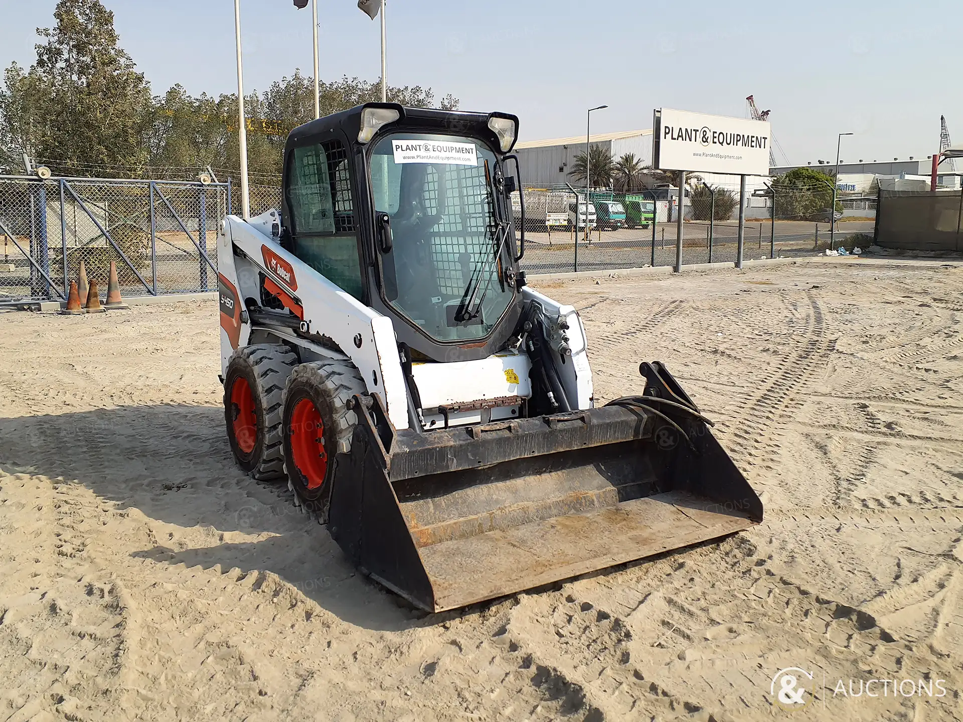صورة ل 2023 بوبكات S450